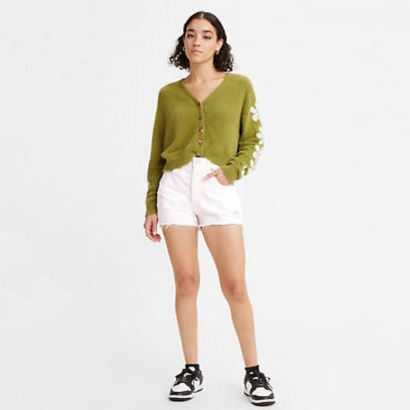 NWT Levi’s Premium White 501 Original High Rise Jean Shorts - Size 24 - Picture 5 of 15